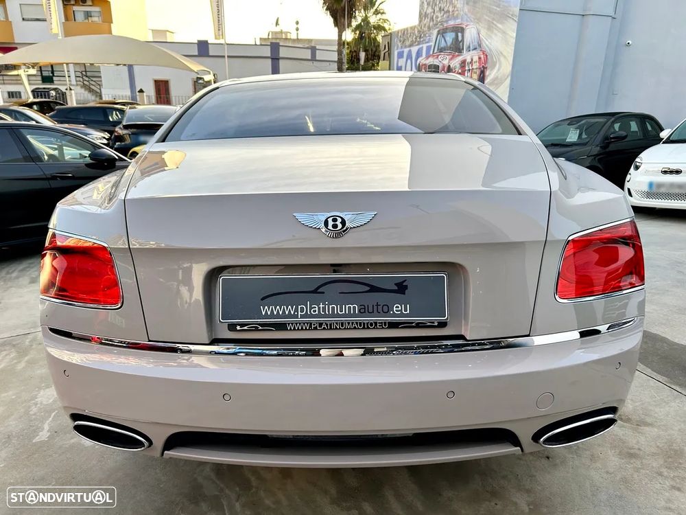 Bentley Continental Flying Spur - 4