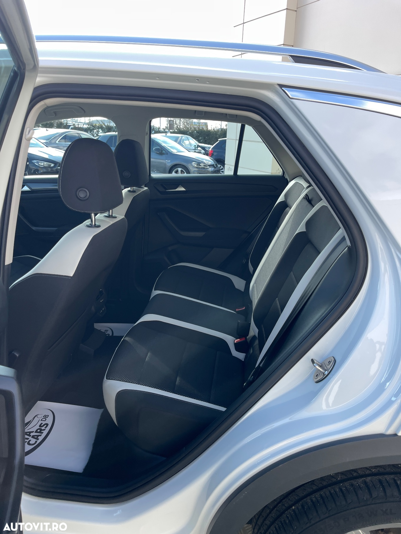 Volkswagen T-ROC 2.0 TDI DSG Sport - 25