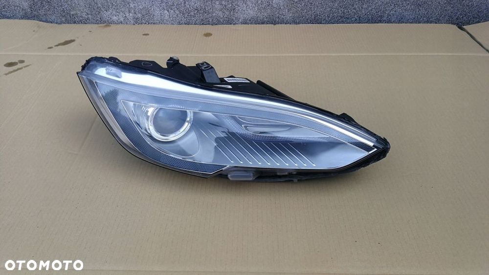 LAMPA PRAWY PRZÓD TESLA MODEL S XENON 14- - 1
