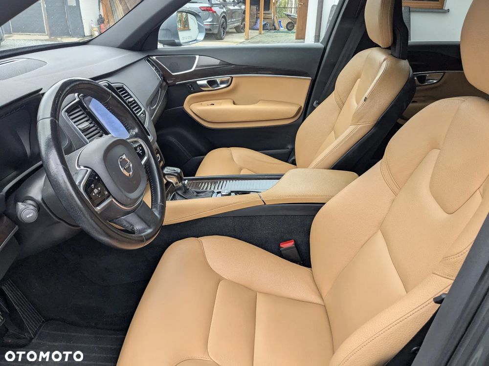 Volvo XC 90 T6 AWD Geartronic Momentum - 9
