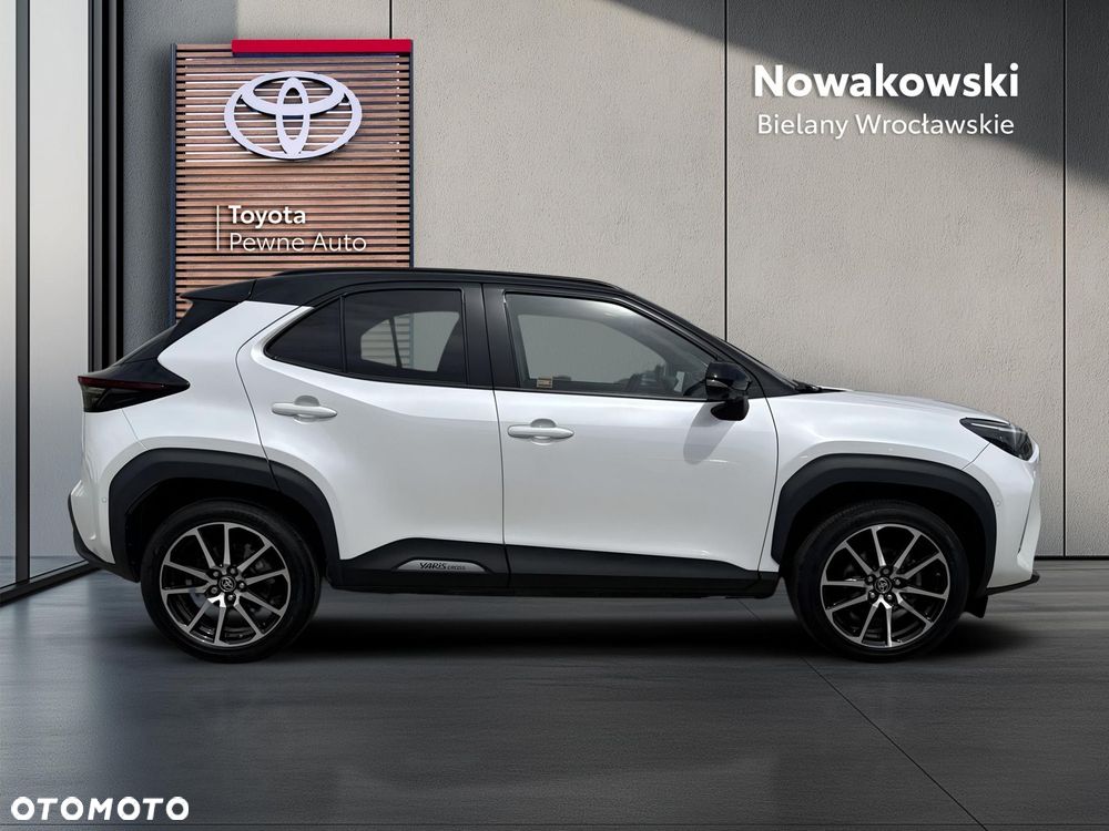 Toyota Yaris Cross Hybrid 1.5 GR Sport - 27