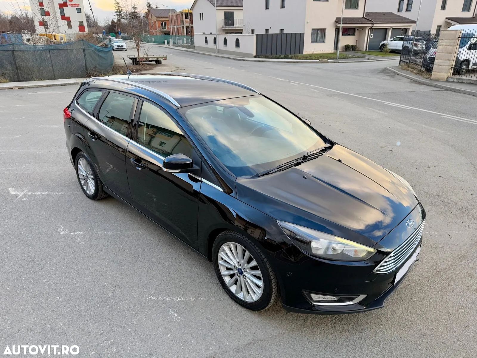 Ford Focus 1.5 EcoBlue Start-Stopp-System Aut. TITANIUM - 1