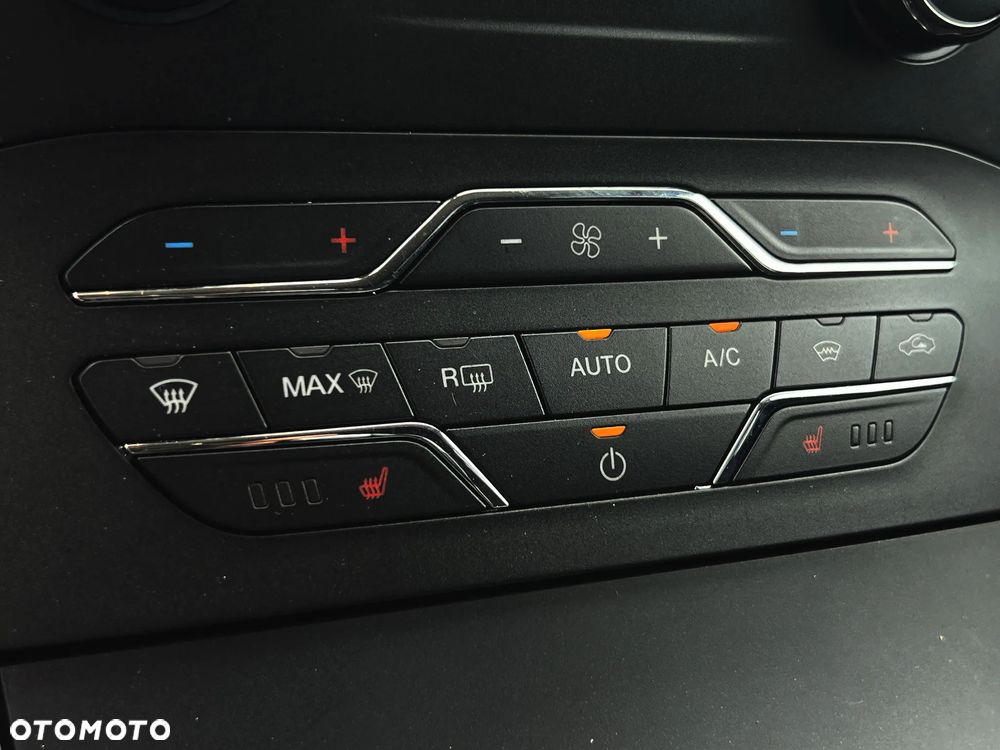 Ford S-Max 2.0 TDCi Titanium PowerShift - 31