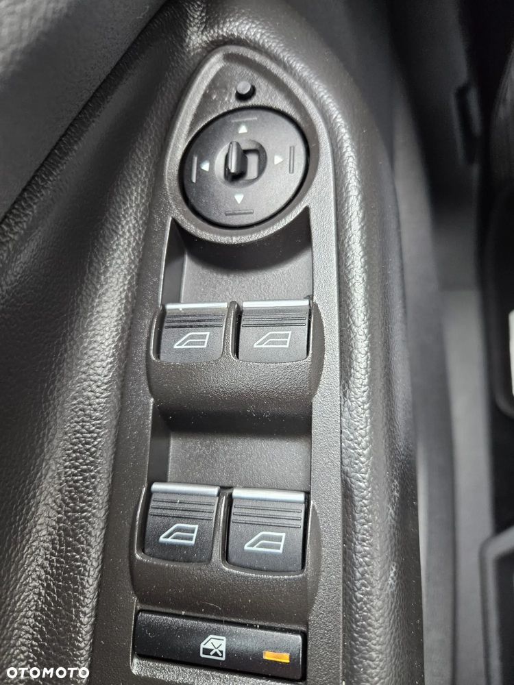 Ford Kuga 2.0 TDCi 4x4 Individual - 28