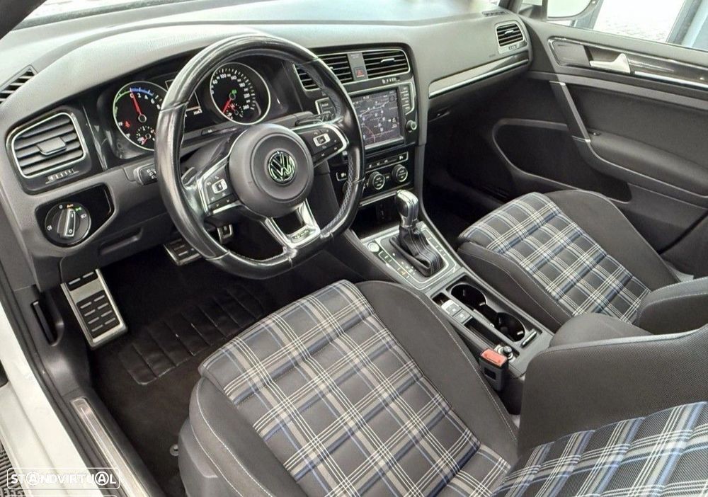 VW Golf 1.4 GTE Plug-in - 7