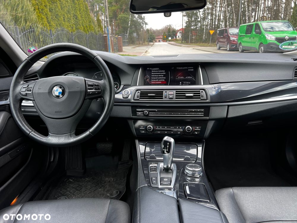 BMW Seria 5 525d xDrive Sport-Aut - 5