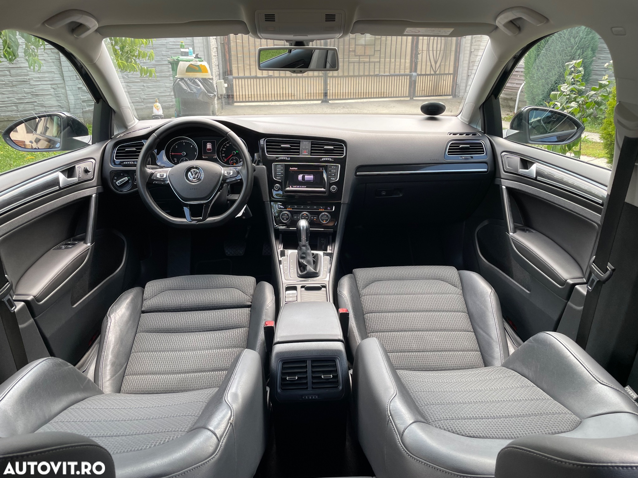 Volkswagen Golf - 19