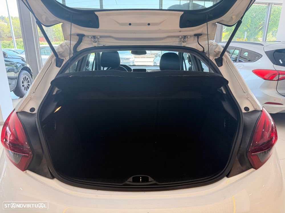 Peugeot 208 1.5 BlueHDi Signature - 14