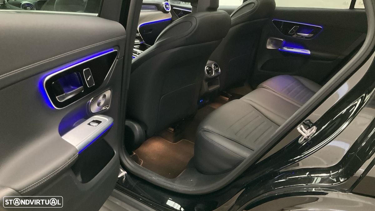 Mercedes-Benz GLC 300 e 4Matic - 11