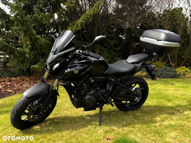 Yamaha MT - 4