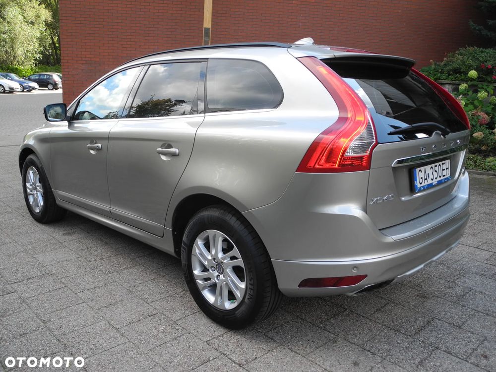 Volvo XC 60 - 4