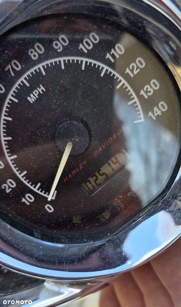 Harley-Davidson V-Rod Street Rod - 9