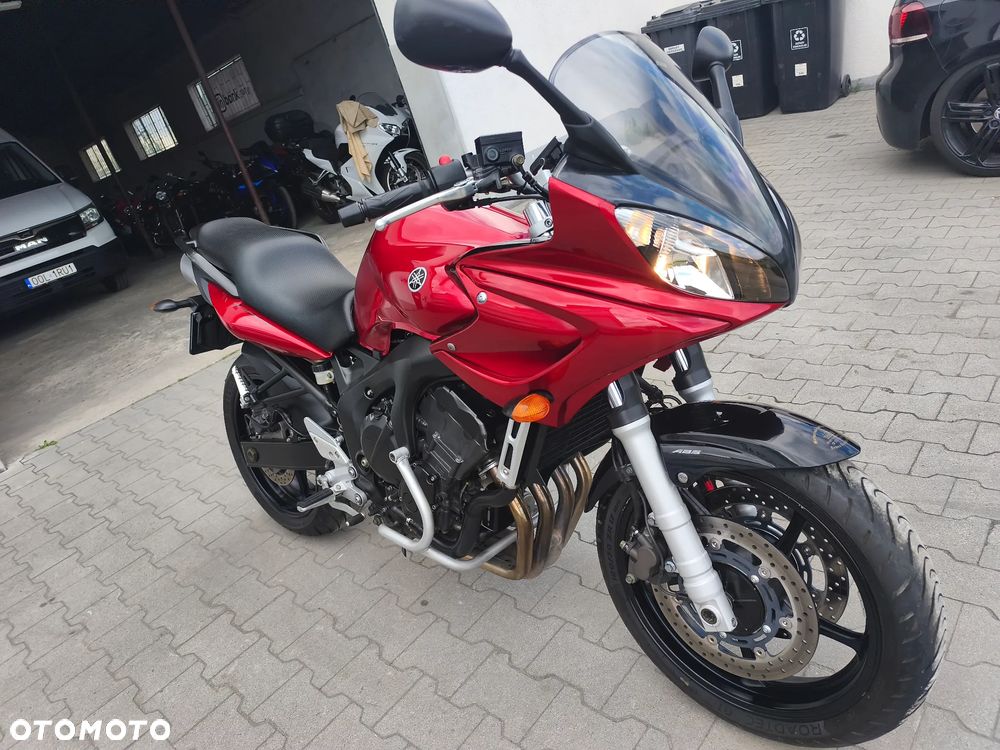 Yamaha FZ6 - 4