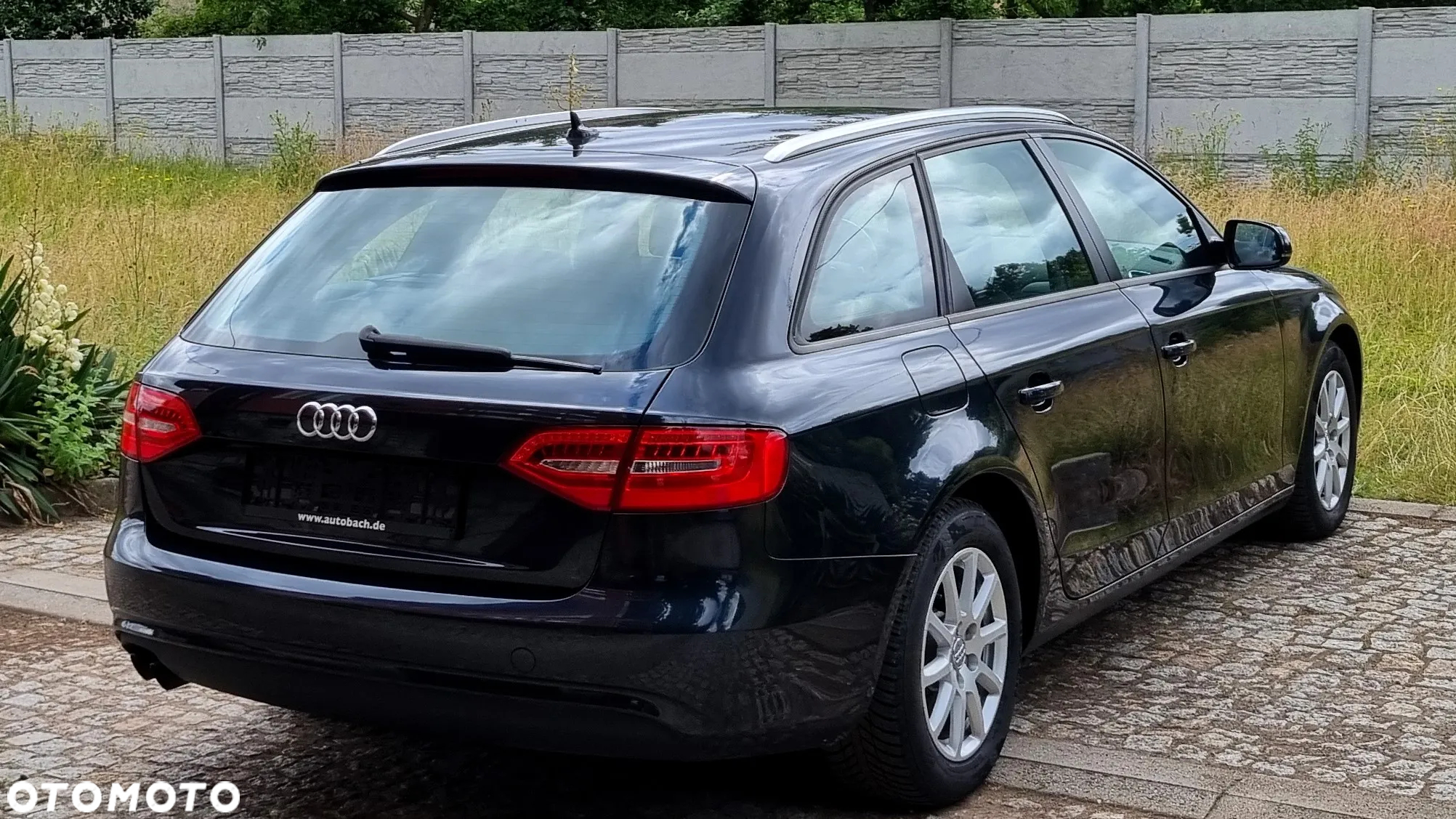 Audi A4 Avant 2.0 TDI DPF Ambiente - 16