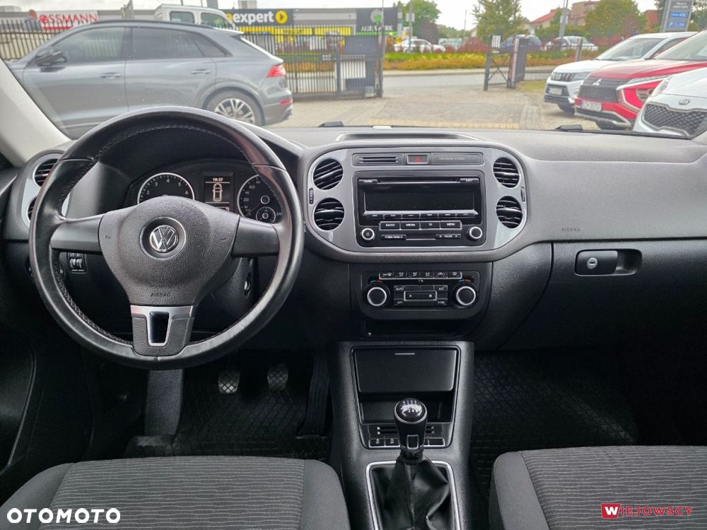 Volkswagen Tiguan - 19