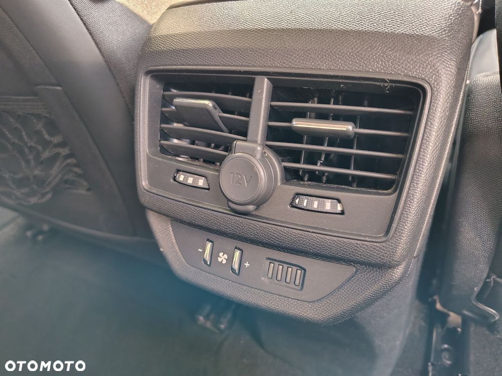 Peugeot 5008 1.6 BlueHDI Allure S&S EAT6 - 9
