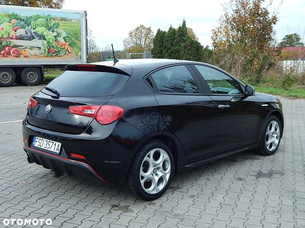 Alfa Romeo Giulietta 1.4 TB 16V Business - 11