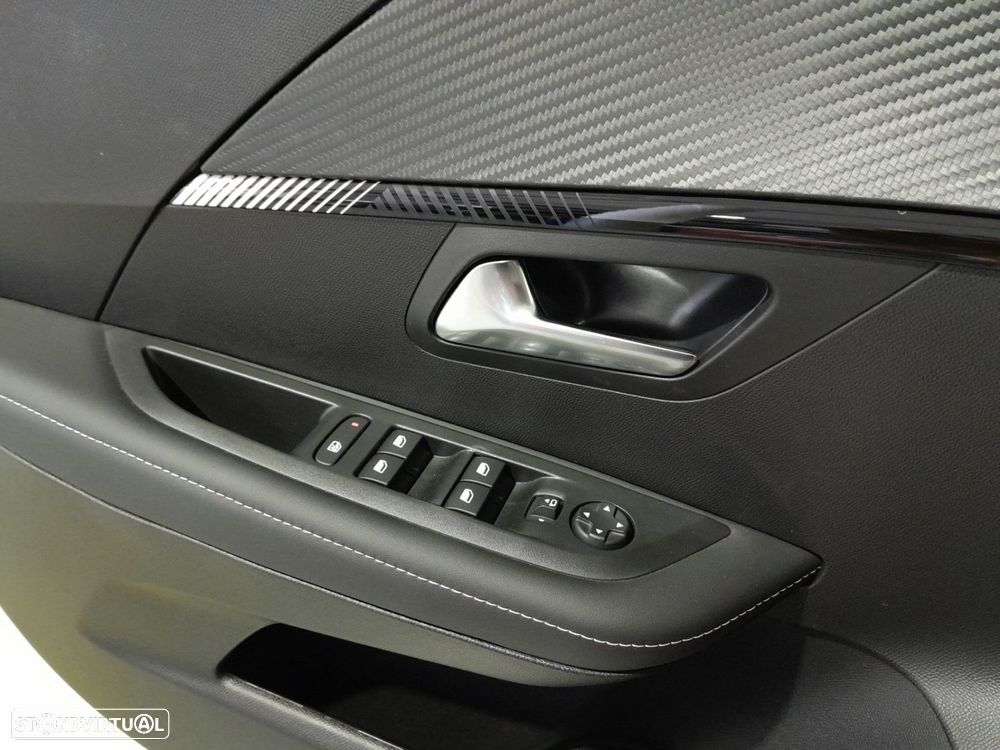 Peugeot e-208 50 kWh Allure - 20