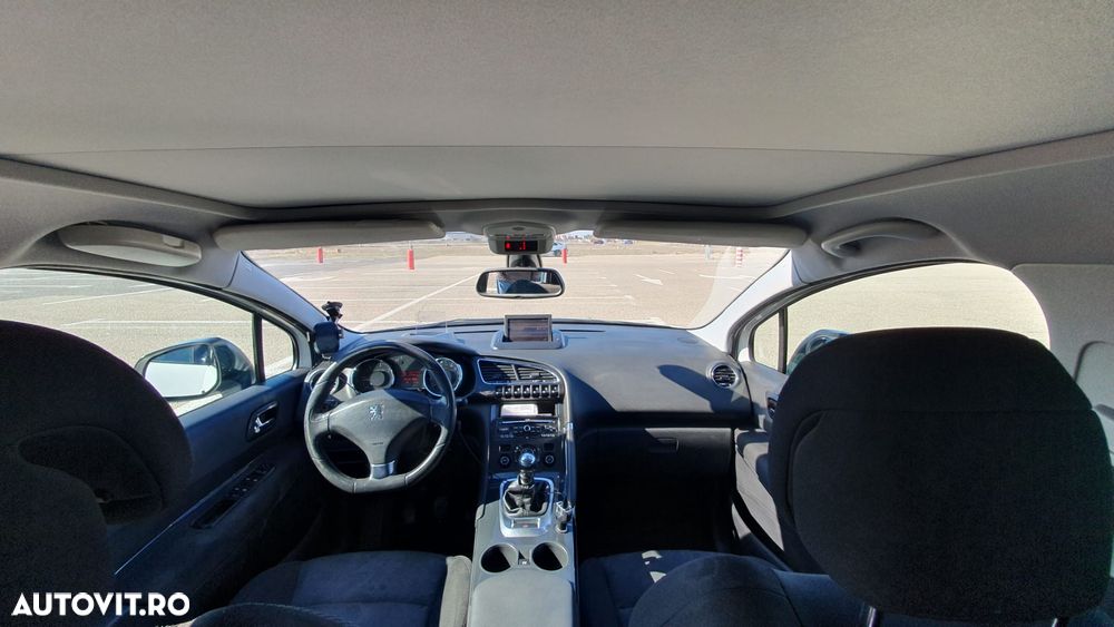 Peugeot 3008 2.0 HDI FAP Premium - 17