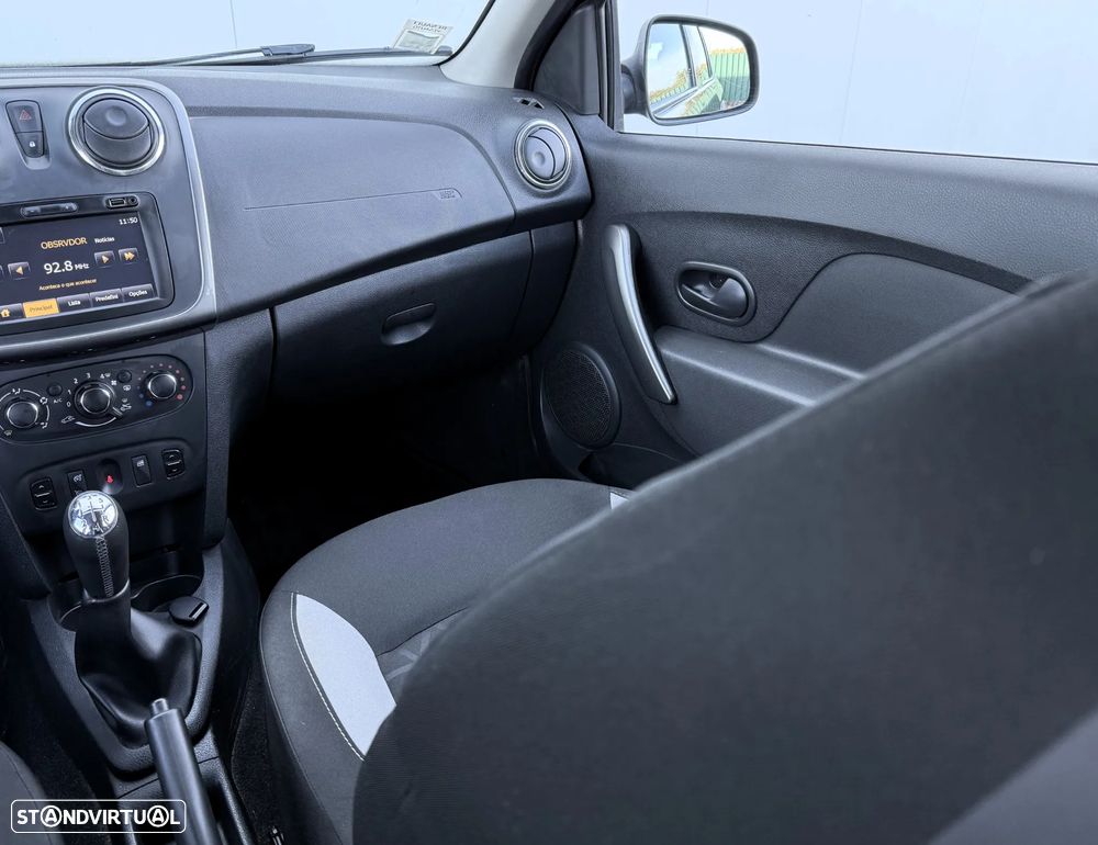 Dacia Sandero 1.5 dCi Stepway - 23