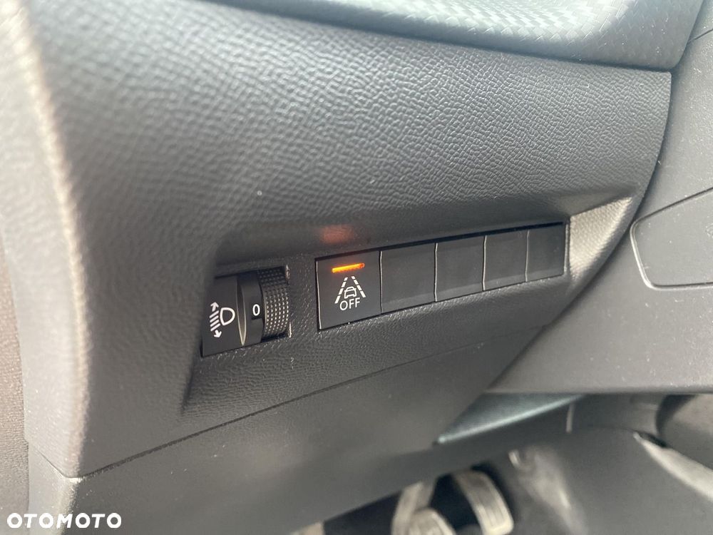 Peugeot 2008 1.2 PureTech GT Line S&S - 23