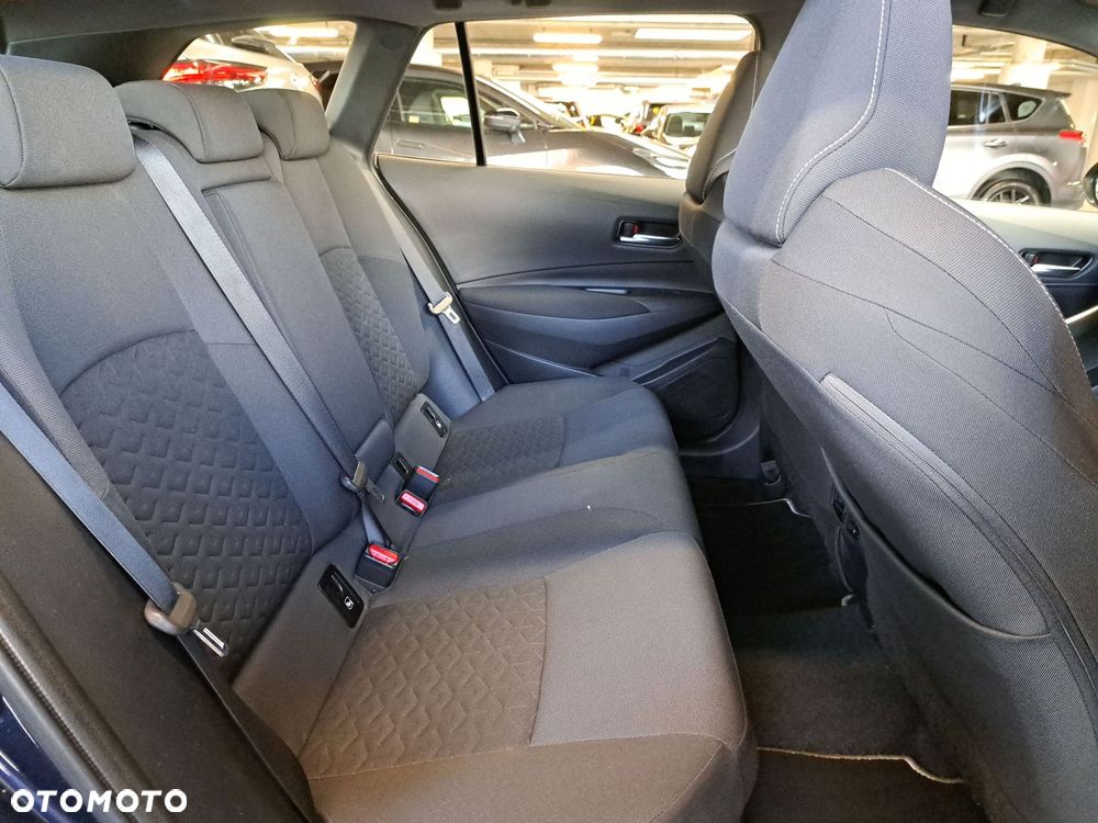 Toyota Corolla 1.8 Hybrid Comfort - 13