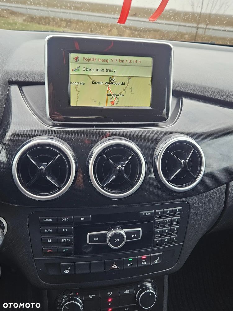 Mercedes-Benz Klasa B 180 (BlueEFFICIENCY) - 13