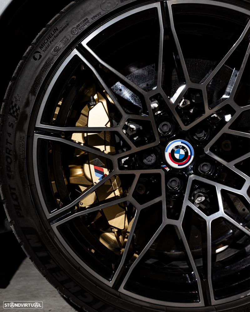 BMW M3 Competition xDrive - 14