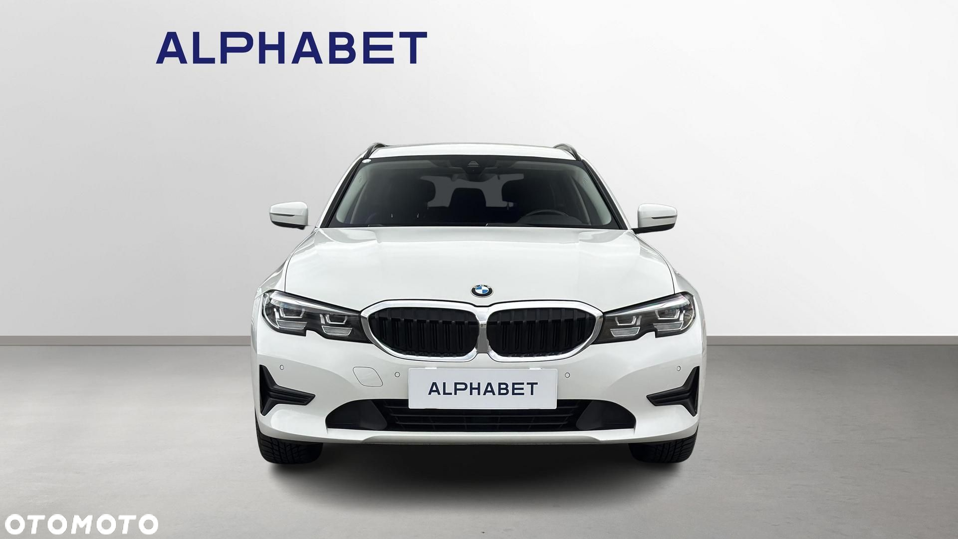 BMW Seria 3 318d - 10