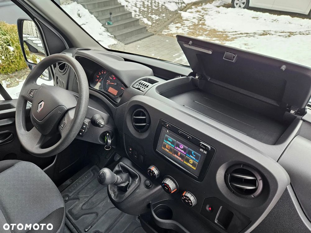 Renault Master L2H2 2.3dCi 130KM - 9