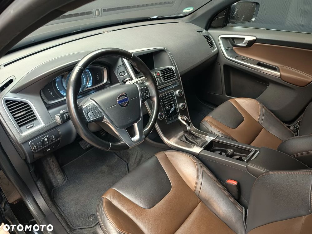 Volvo XC 60 - 21