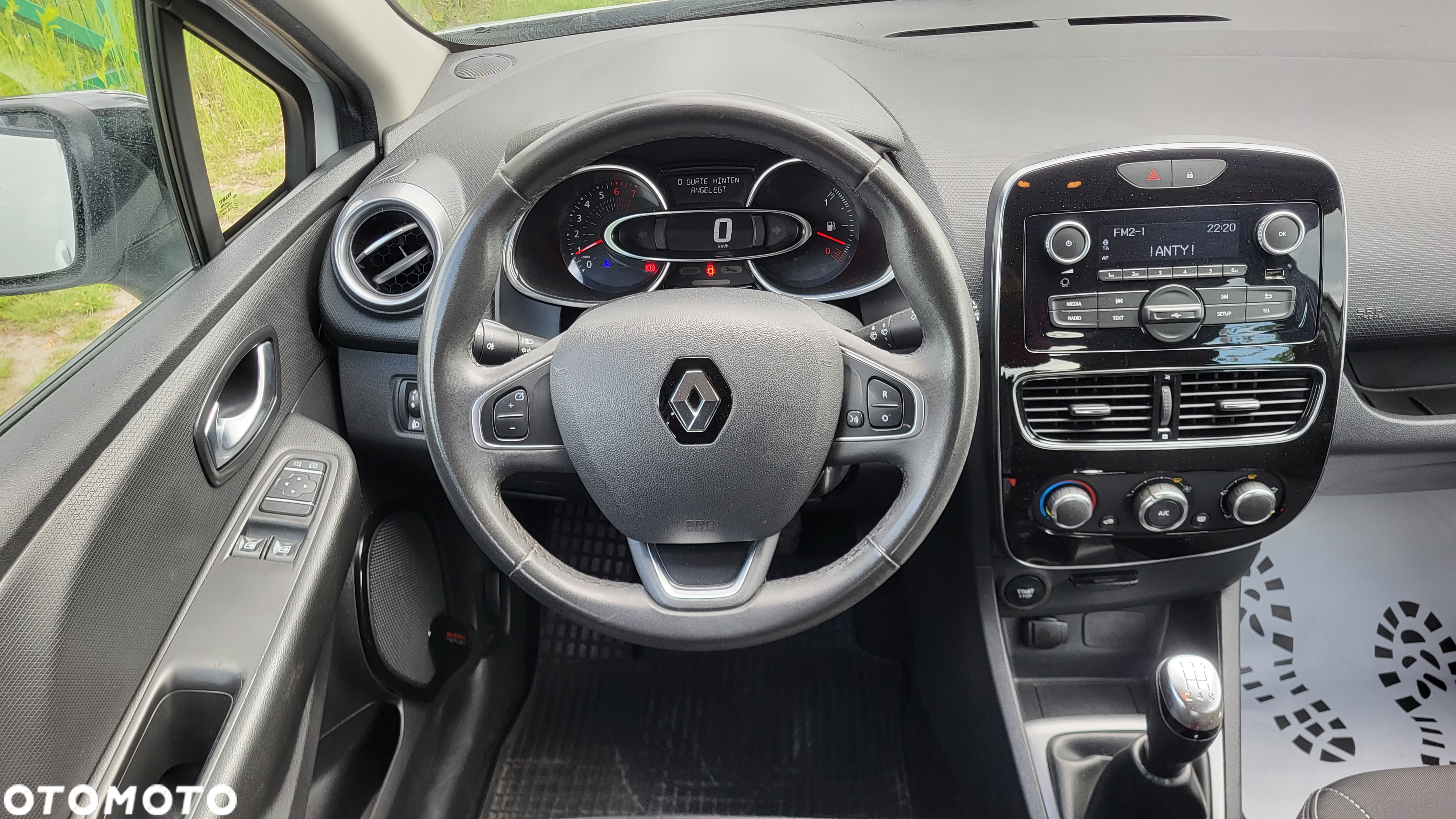 Renault Clio 1.2 16V 75 Limited - 7