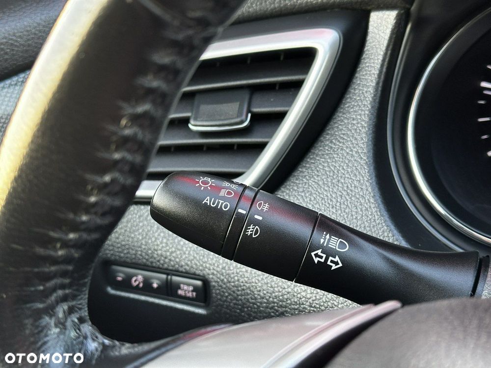 Nissan X-Trail 1.6 DCi Tekna 4WD - 26