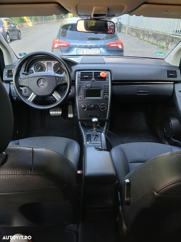 Mercedes-Benz B 200 - 1