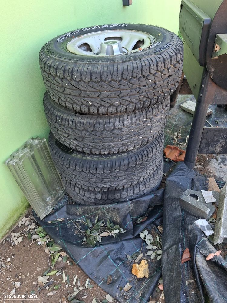 Jeep Grand Cherokee - 12