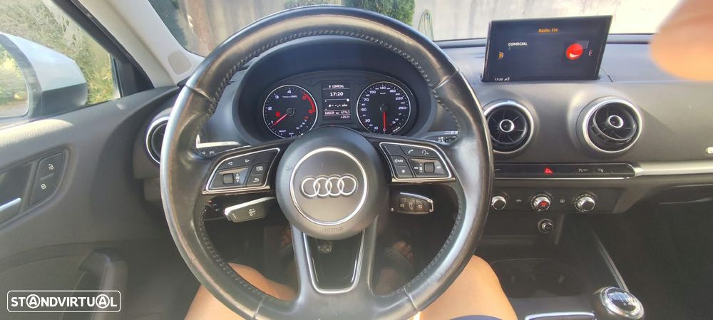 Audi A3 Sportback 1.6 TDI - 4