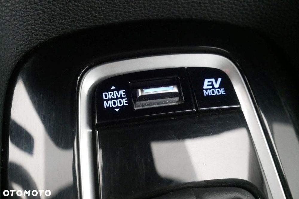 Toyota Corolla 1.8 Hybrid Executive - 24