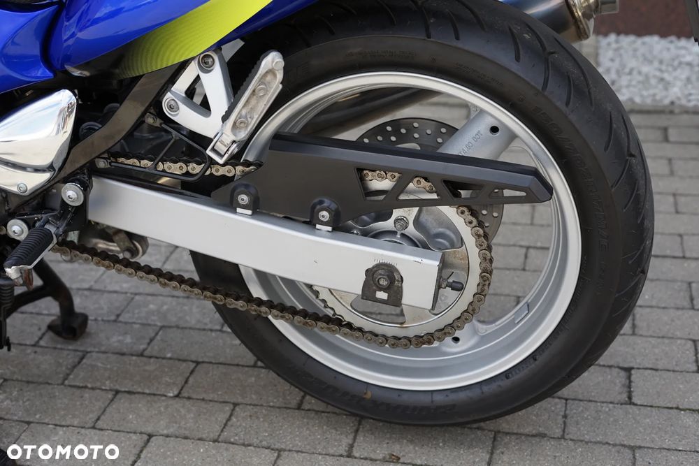 Suzuki GSX - 25