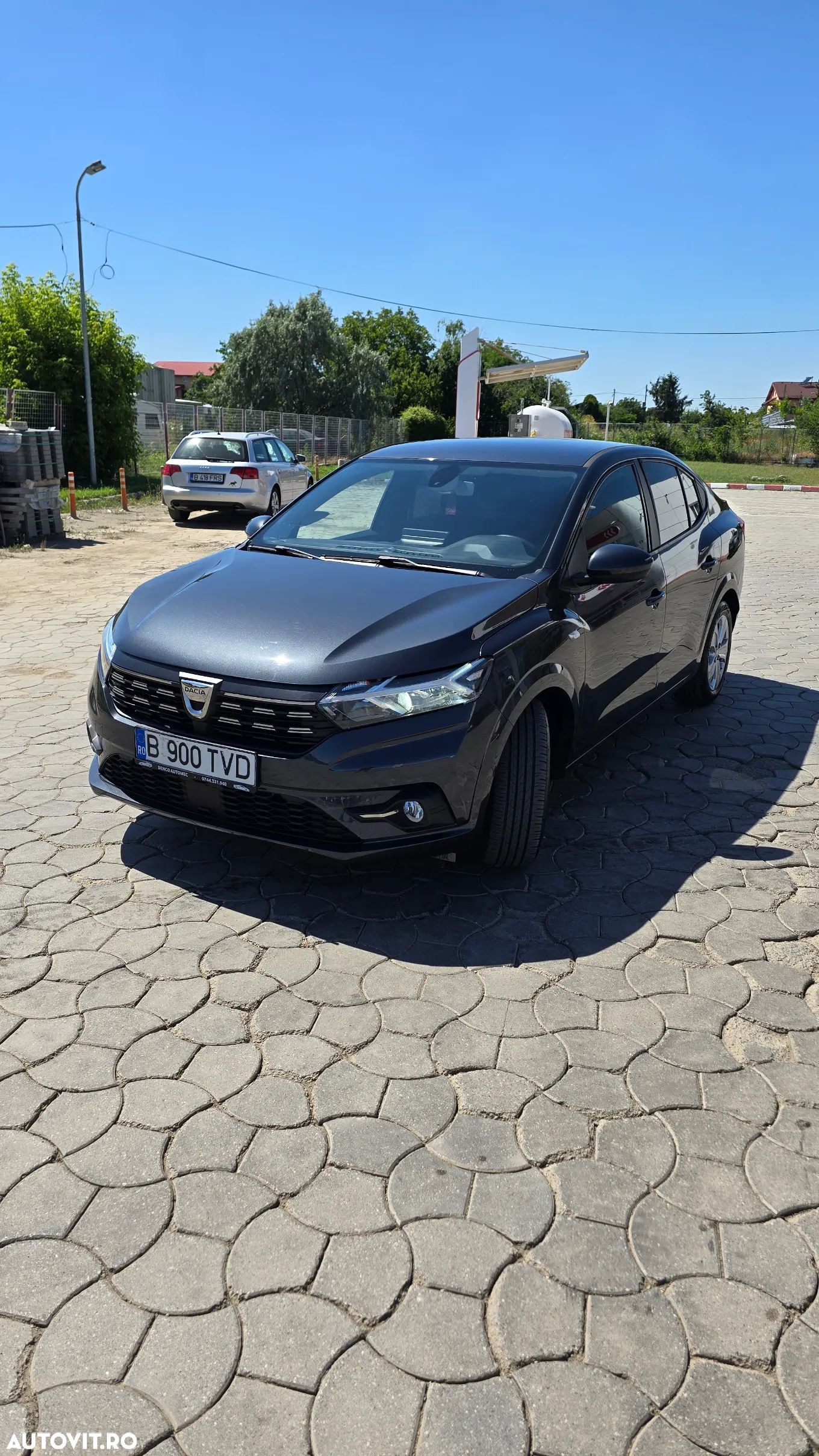 Dacia Logan ECO-G 100 MT5 Essential - 1