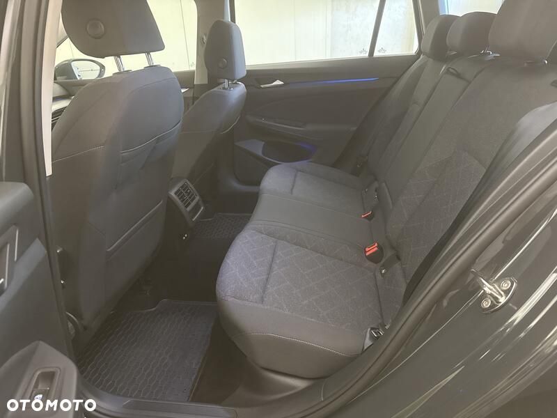 Volkswagen Golf - 20