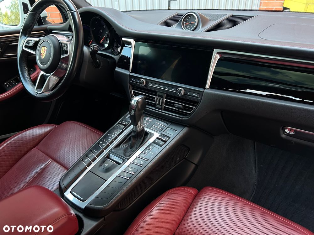 Porsche Macan PDK - 32