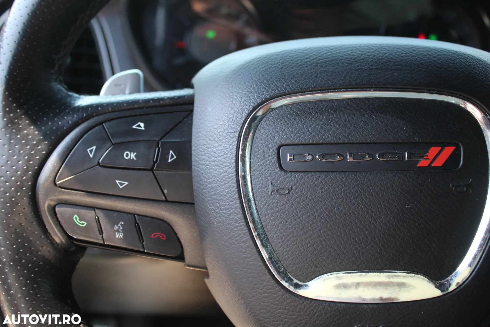 Dodge Challenger Automatik SXT Plus - 5