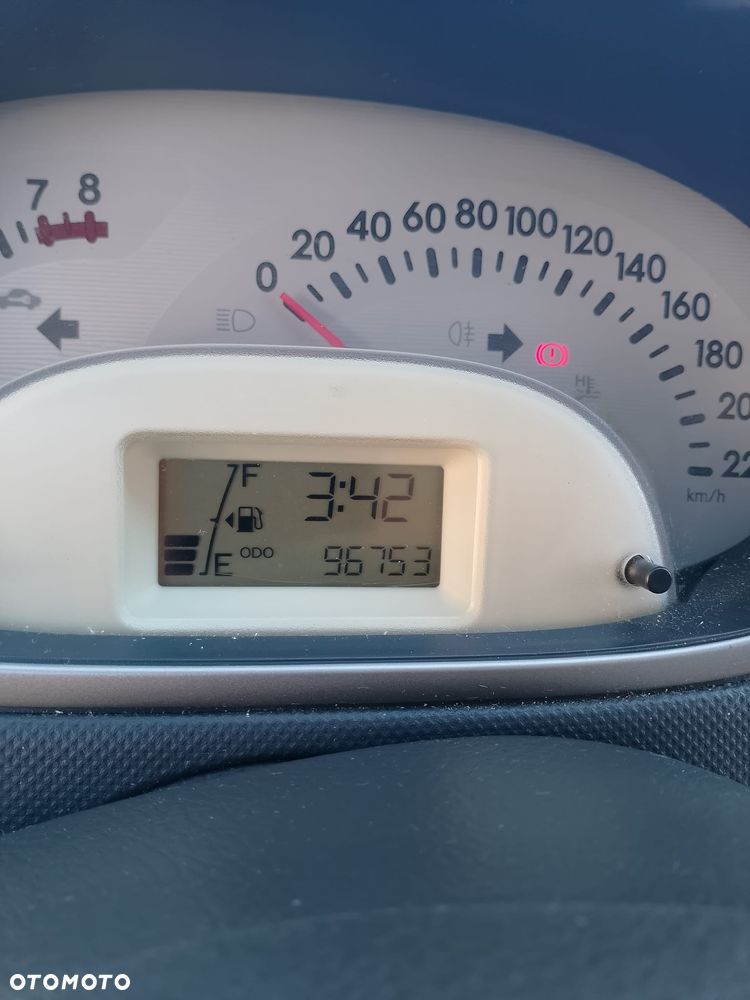 Daihatsu Sirion 1.3 - 4