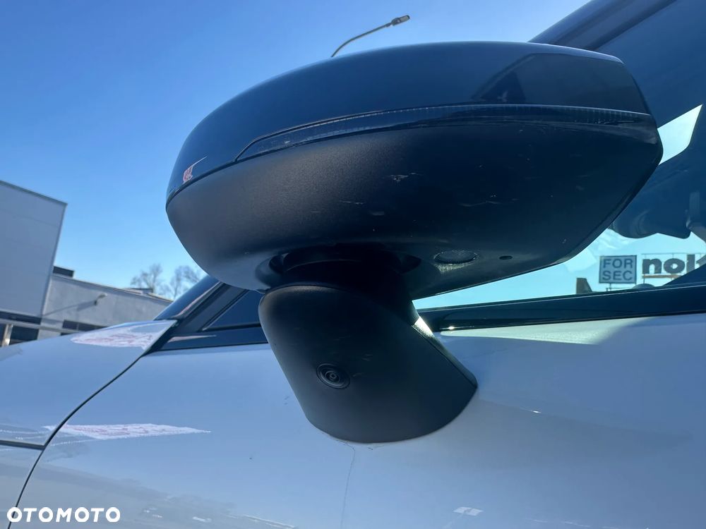 Volvo EX30 69kWh Twin Motor Ultra - 11