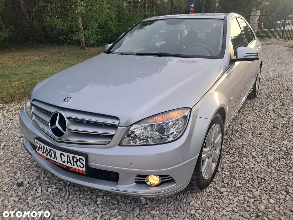 Mercedes-Benz Klasa C 200 CDI DPF Automatik BlueEFFICIENCY Avantgarde - 12
