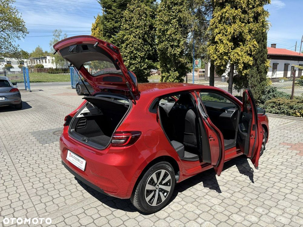 Renault Clio - 32