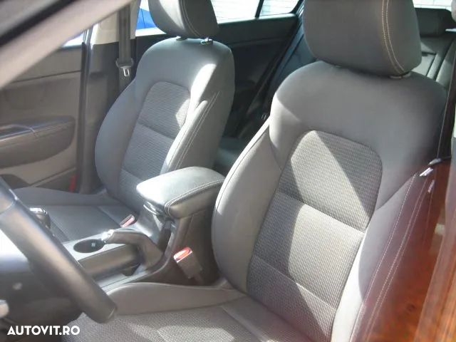Kia Sportage - 13