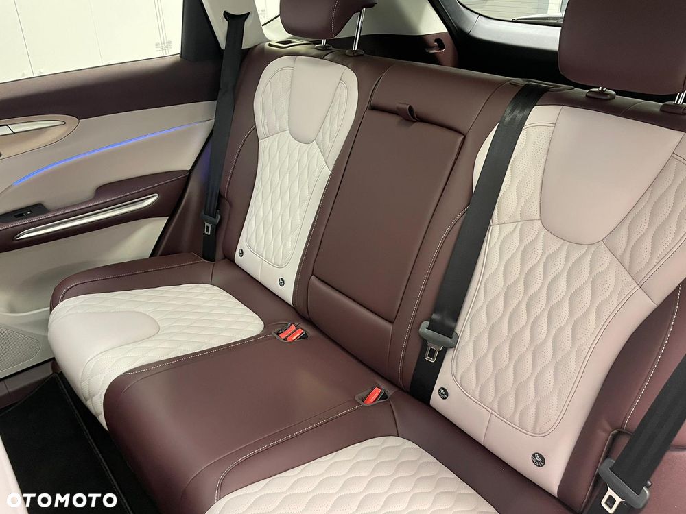 Bestune T90 2.0T Elegance - 11