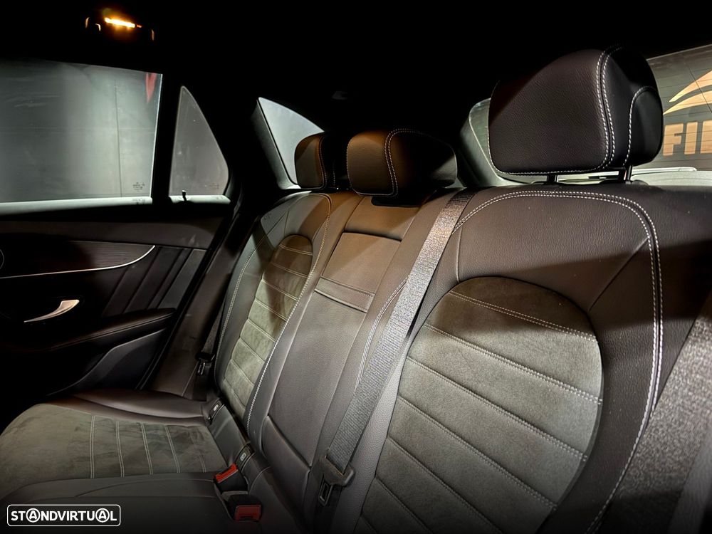Mercedes-Benz GLC 300 de 4Matic 9G-TRONIC AMG Line - 41