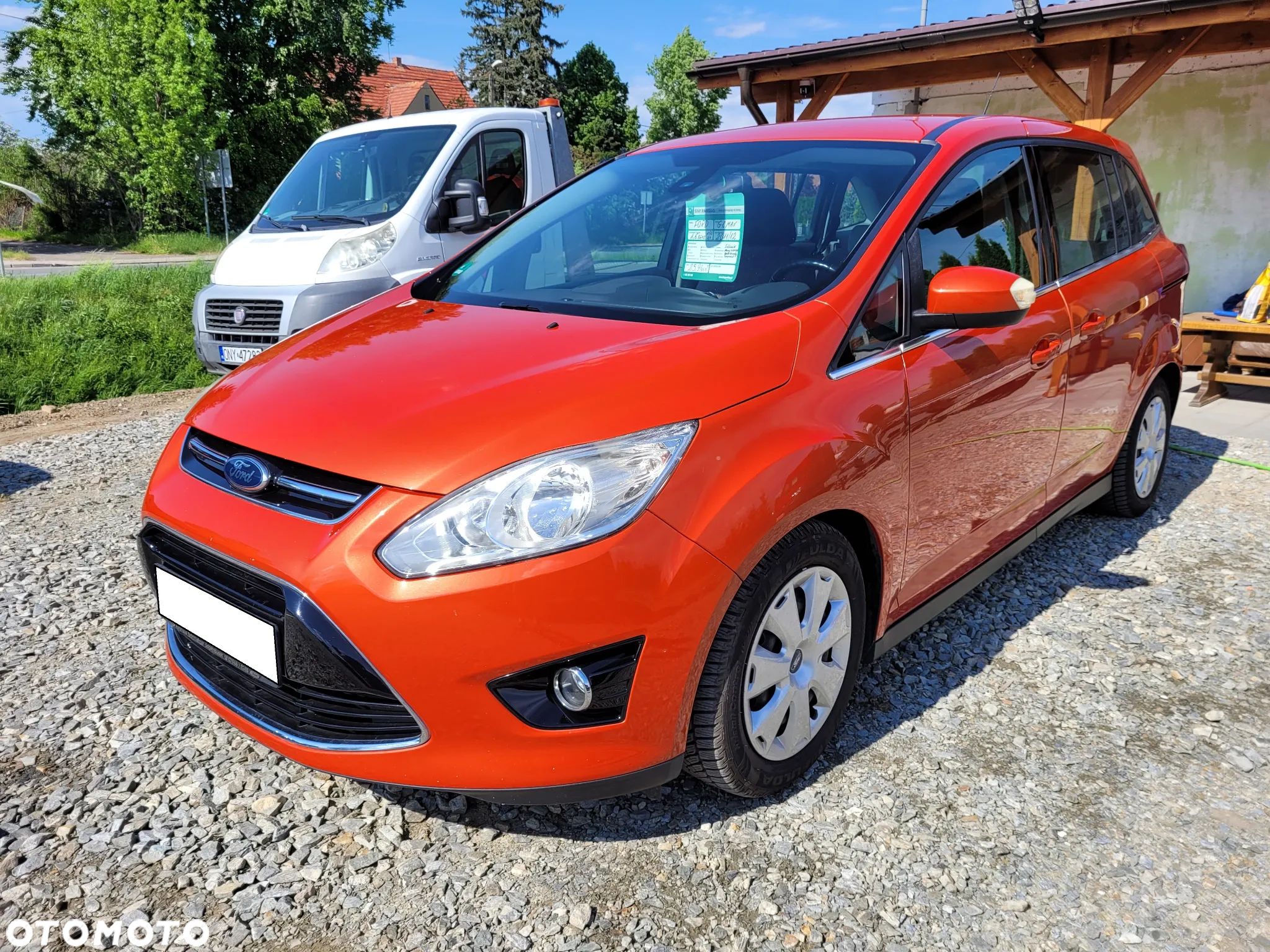 Ford Grand C-MAX 1.6 EcoBoost Start-Stop-System Champions Edition - 1